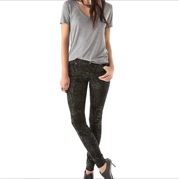 7 FOR ALL MANKIND GWENEVERE FLORAL JACQUARD JEANS - Picture 3 of 12